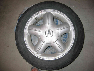 Illustration for article titled Show Us Your Rims!